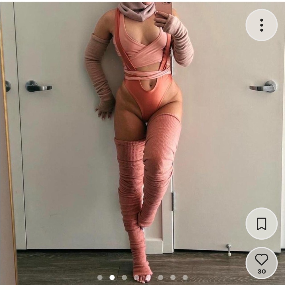 Laina Rauma Deluxe Dance Class Set in Peach Copper🍑
